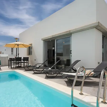 Villa Valencia